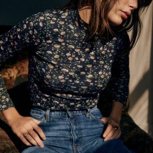 Sezane Felix Navy Blue Miranda Floral Mock Neck Long Sleeve Tee NWT Medium - Picture 1 of 11